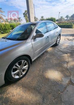 هيونداي أزيرا